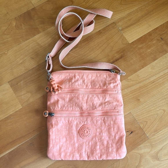 🍑 Kipling Keiko Crossbody Peachy Coral mini bag purse peach with keychain charm - Picture 2 of 14
